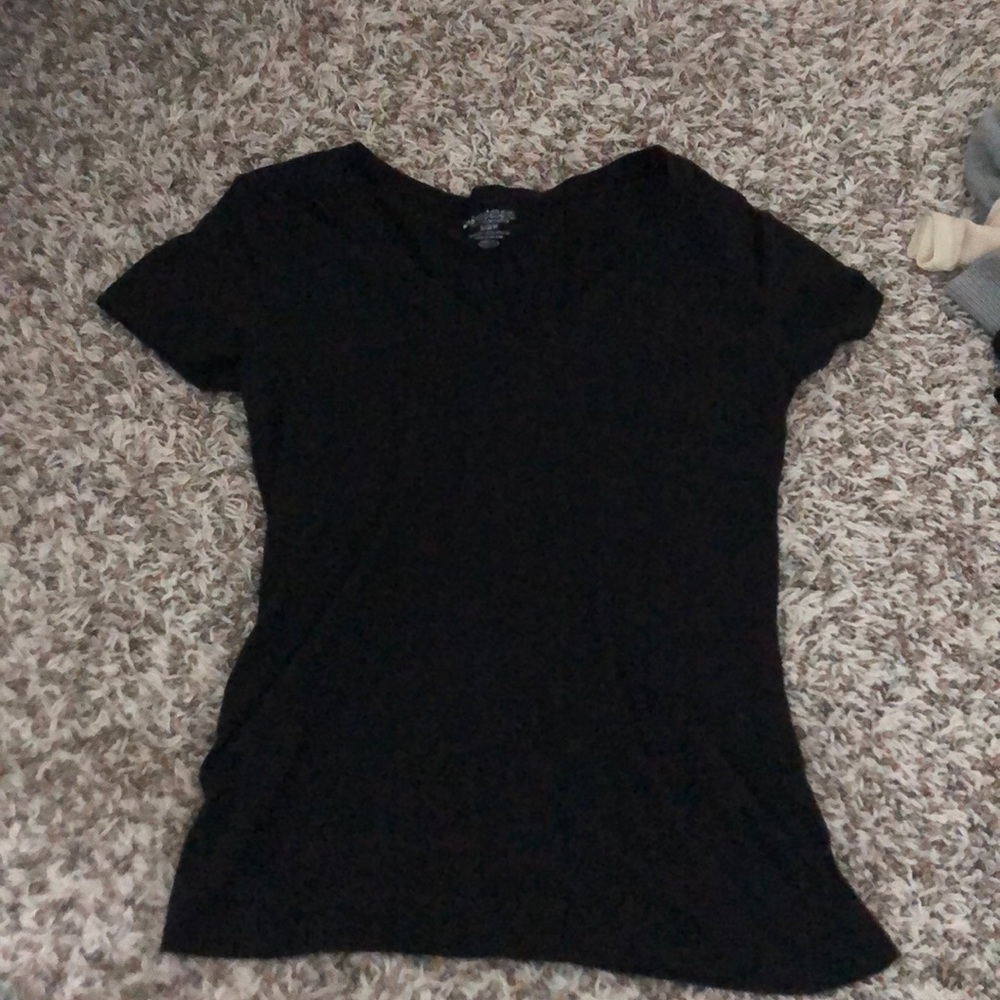 Old Navy Black V Neck